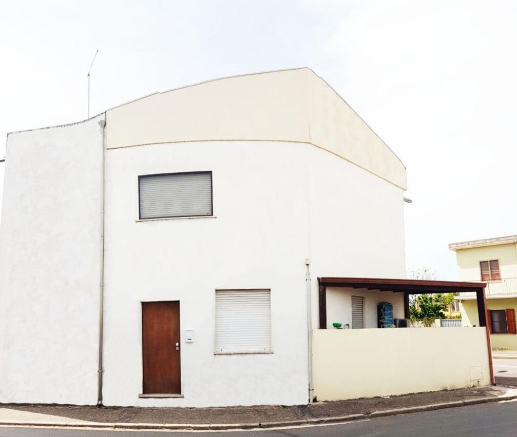 فيلا Sinis Holiday House أوريستانو المظهر الخارجي الصورة